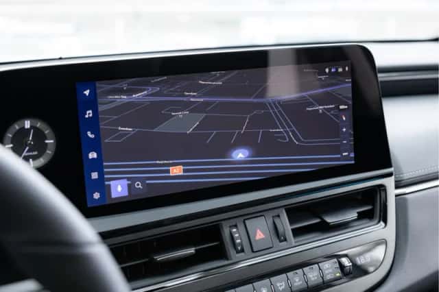 Lexus ES (2023) thumbnail 14