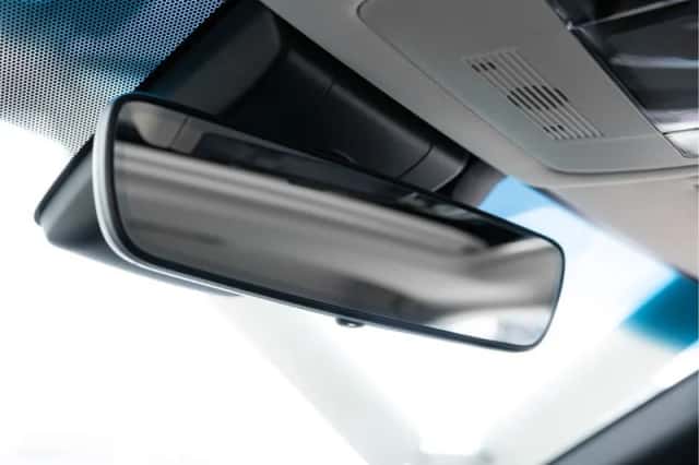 Lexus ES (2023) thumbnail 17