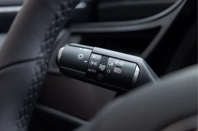 Lexus ES (2023) thumbnail 22