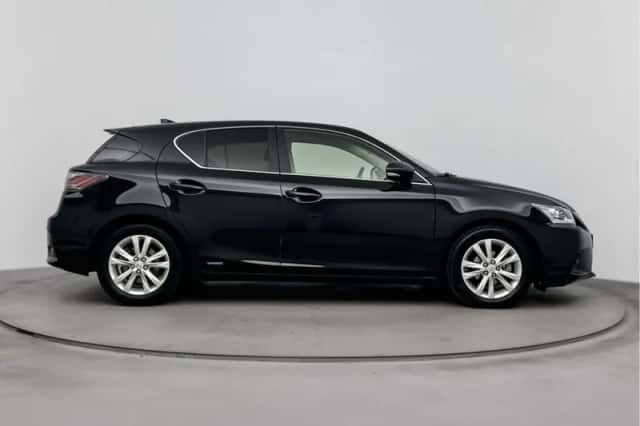 Lexus CT (2016) thumbnail 12