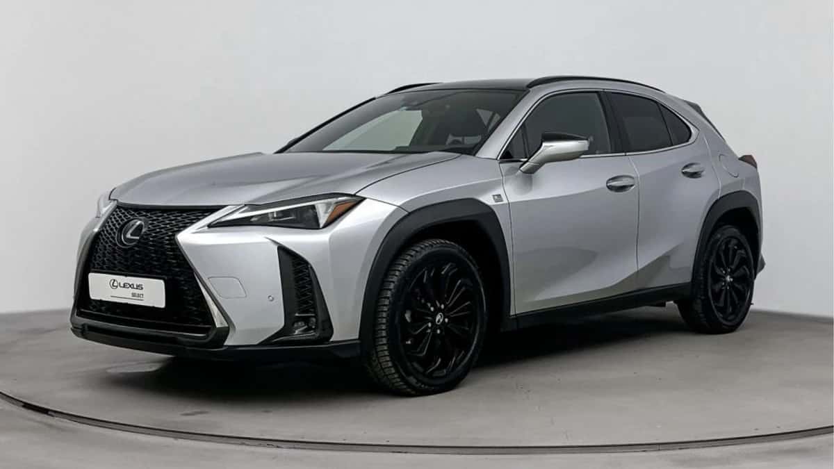 Lexus UX (2022) — foto 1
