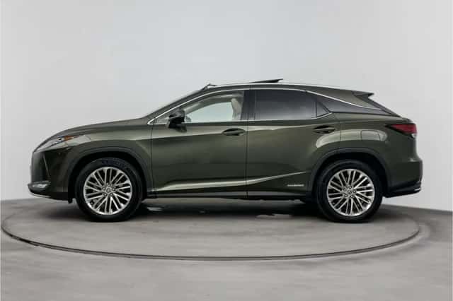 Lexus RX (2022) thumbnail 3