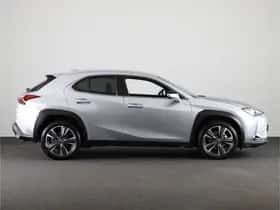 Lexus UX (2024) thumbnail 14