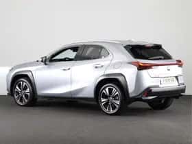 Lexus UX (2024) thumbnail 15