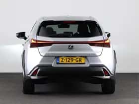 Lexus UX (2024) thumbnail 26