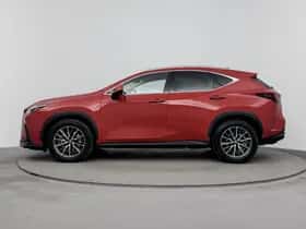 Lexus NX (2023) thumbnail 3