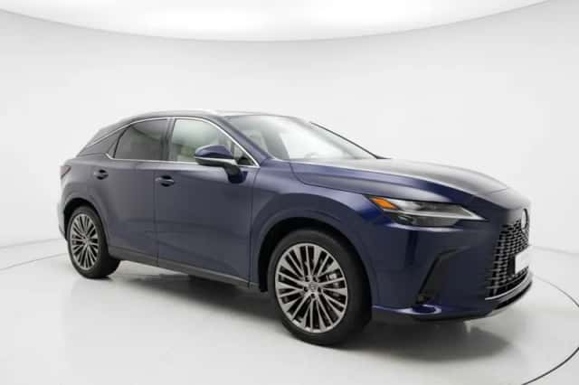 Lexus RX (2023) thumbnail 3