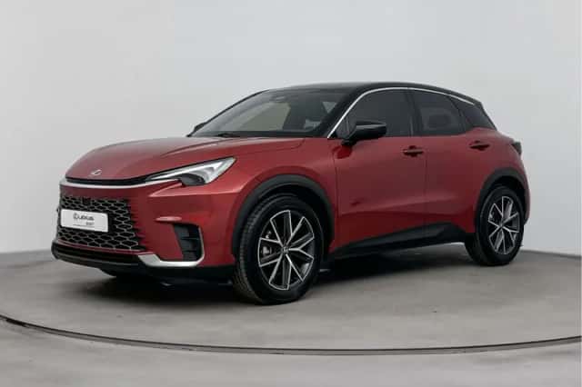 Lexus LBX (2025) thumbnail 1