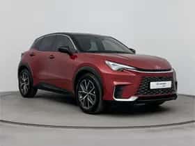 Lexus LBX (2025) thumbnail 12