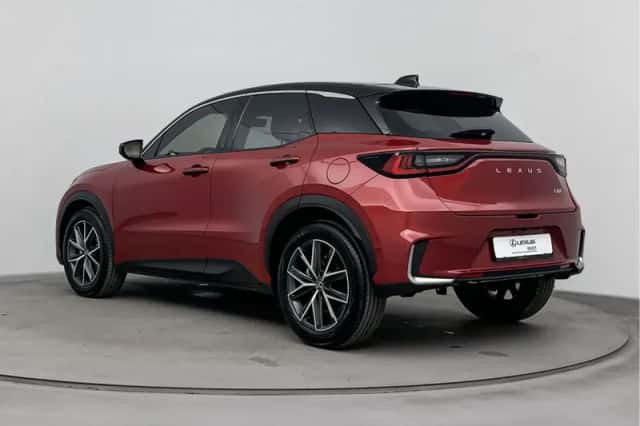 Lexus LBX (2025) thumbnail 13