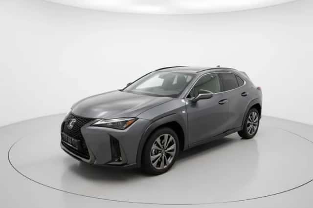 Lexus UX (2024) thumbnail 1