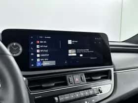 Lexus ES (2023) thumbnail 11