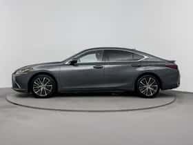 Lexus ES (2023) thumbnail 3