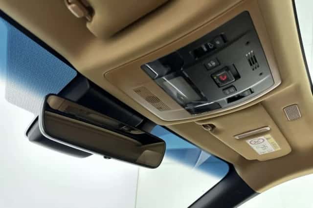 Lexus ES (2023) thumbnail 30