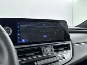 Lexus ES (2023) thumbnail 9