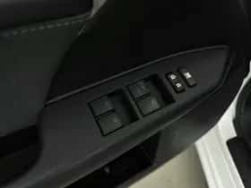 Lexus CT (2018) thumbnail 18
