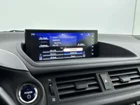 Lexus CT (2018) thumbnail 6