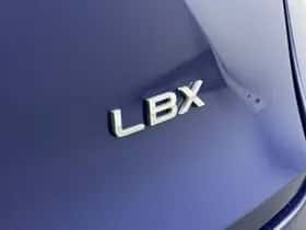 Lexus LBX (2024) thumbnail 18