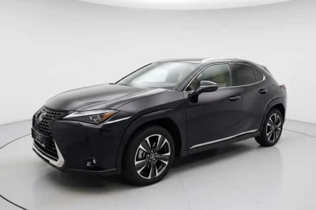 Lexus UX (2023) thumbnail 1