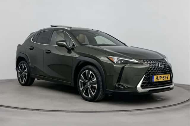 Lexus UX (2025) thumbnail 13