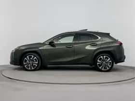 Lexus UX (2025) thumbnail 3