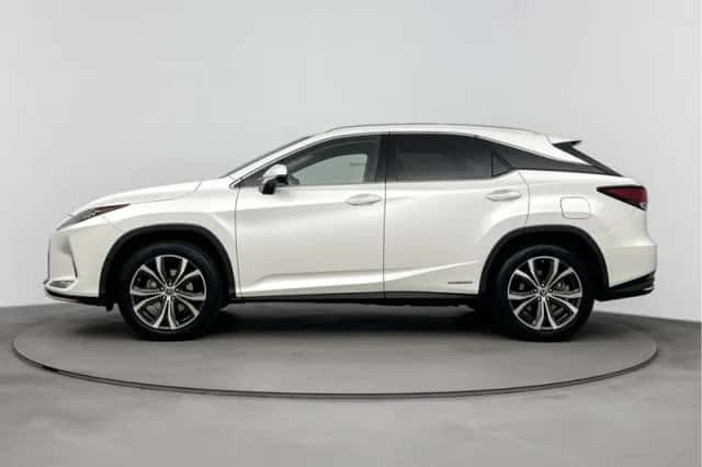 Lexus RX (2020) thumbnail 3