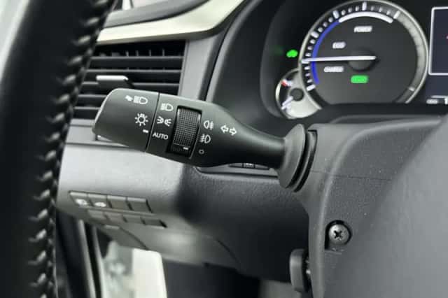 Lexus RX (2020) thumbnail 24