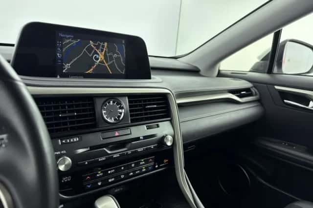 Lexus RX (2020) thumbnail 7