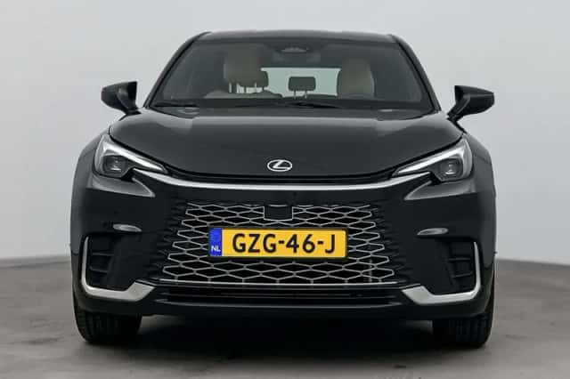 Lexus LBX (2024) thumbnail 19