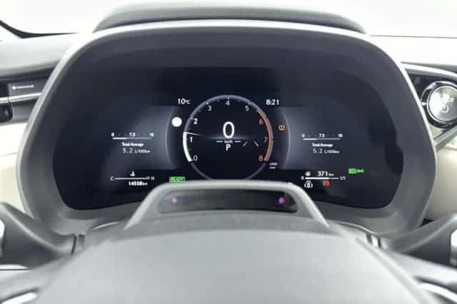Lexus LBX (2024) thumbnail 5