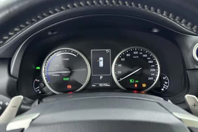 Lexus NX (2020) thumbnail 15