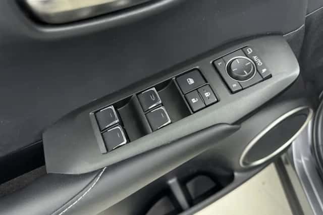Lexus NX (2020) thumbnail 21