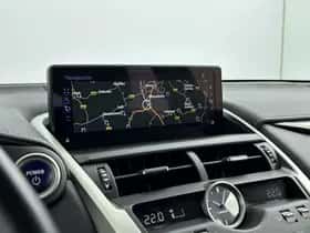 Lexus NX (2020) thumbnail 22