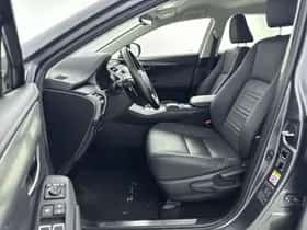 Lexus NX (2020) thumbnail 7