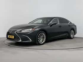 Lexus ES (2020)