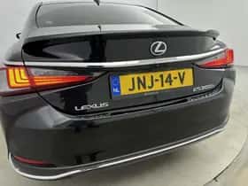 Lexus ES (2020) thumbnail 20