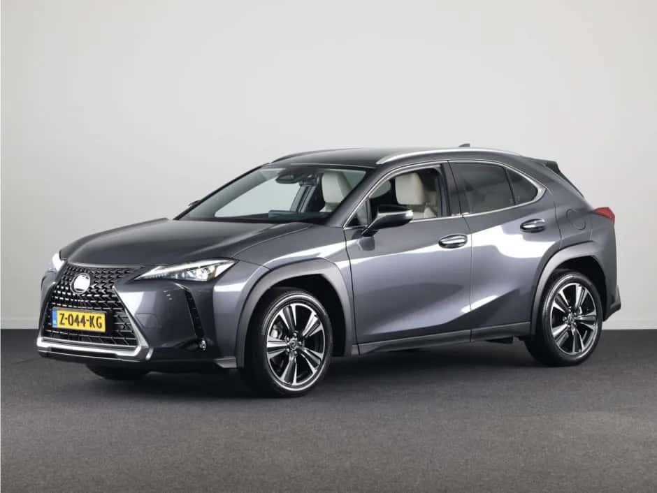 Lexus UX (2024) — foto 1