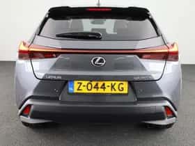 Lexus UX (2024) thumbnail 28