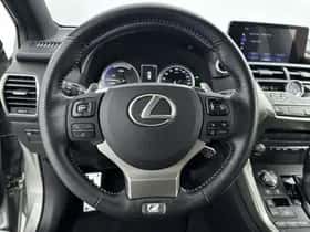 Lexus NX (2020) thumbnail 18