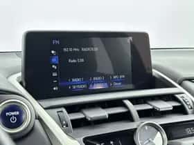 Lexus NX (2020) thumbnail 27