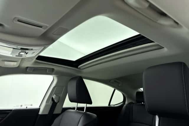 Lexus ES (2024) thumbnail 12