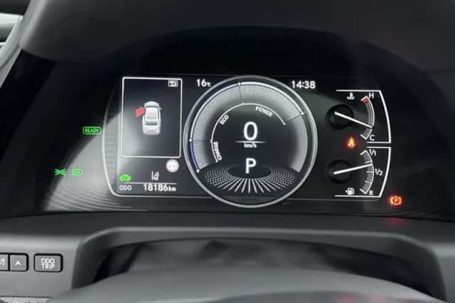 Lexus ES (2024) thumbnail 14