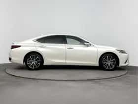 Lexus ES (2024) thumbnail 20