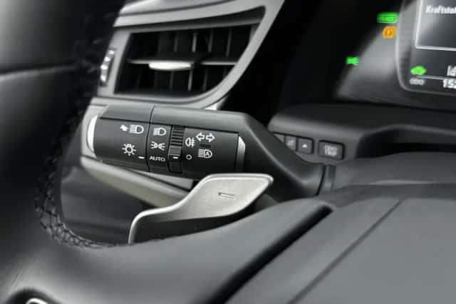 Lexus ES (2024) thumbnail 27