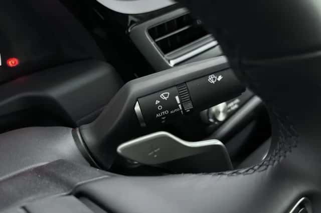 Lexus ES (2024) thumbnail 28