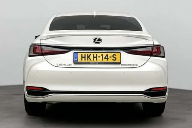 Lexus ES (2024) thumbnail 35
