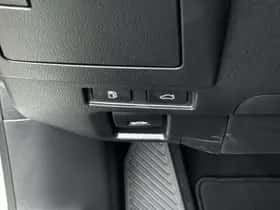 Lexus ES (2024) thumbnail 44