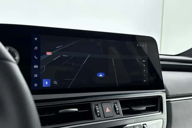 Lexus ES (2024) thumbnail 7