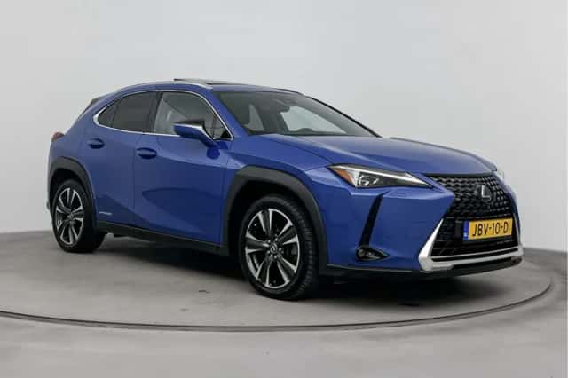 Lexus UX (2020) thumbnail 14