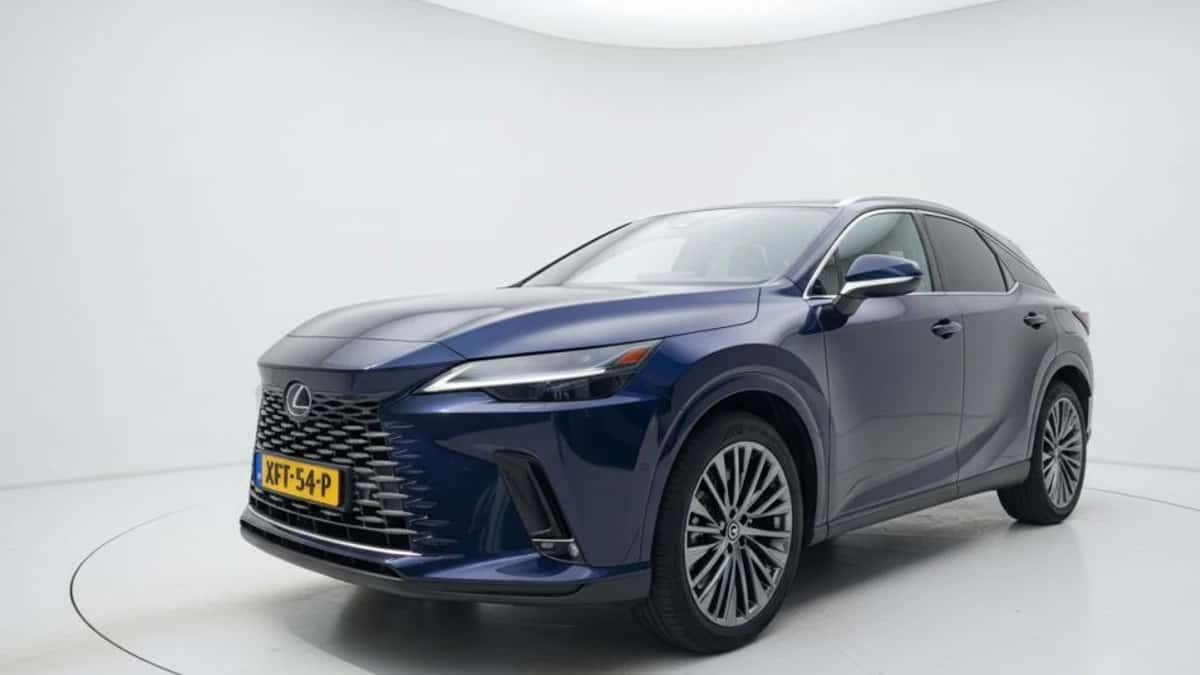 Lexus RX (2023) — foto 1